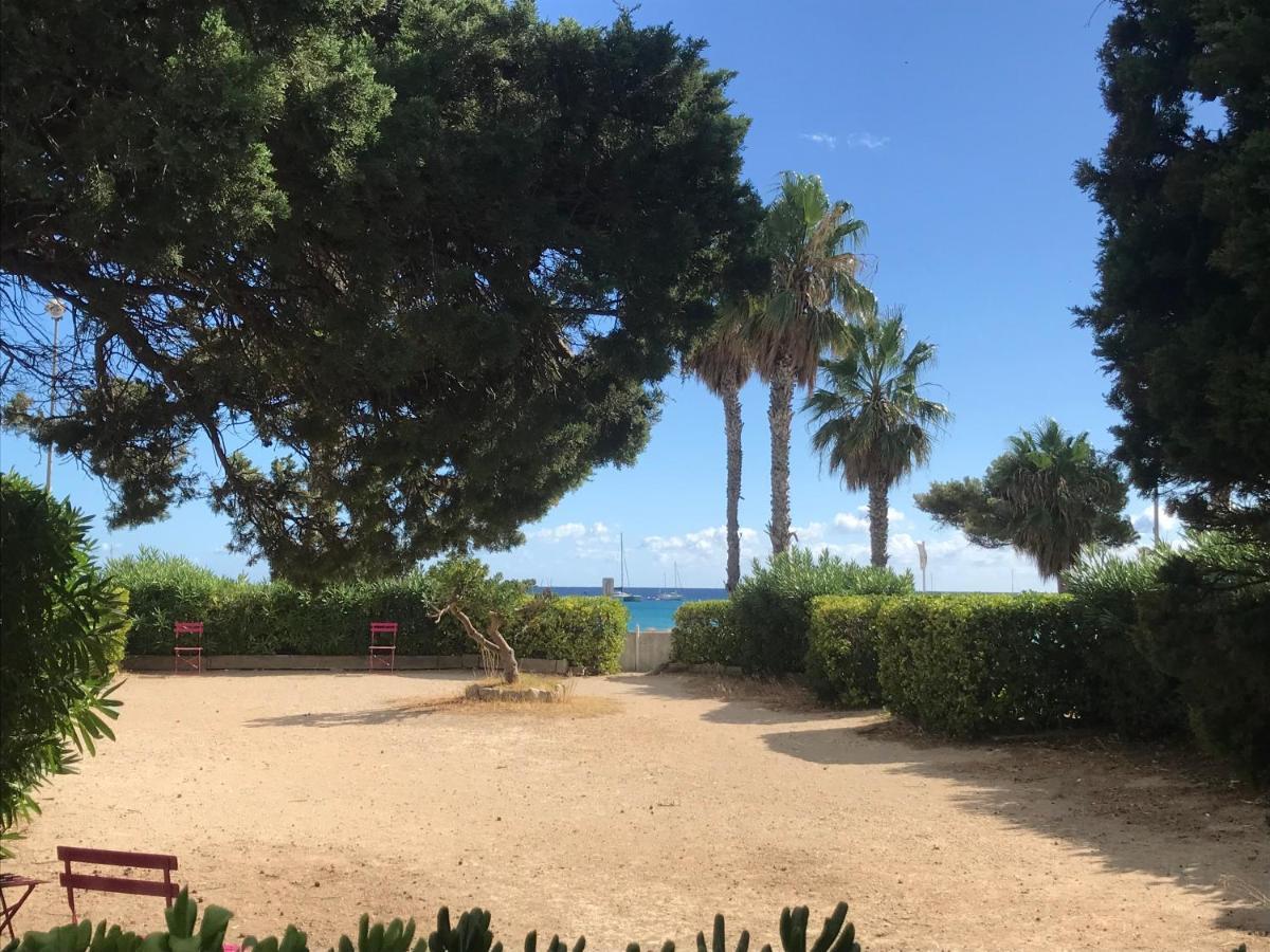 Blue Summer Vibes For 4p, Ac, Parking, Beachfront, Access -5 * La Ciotat
